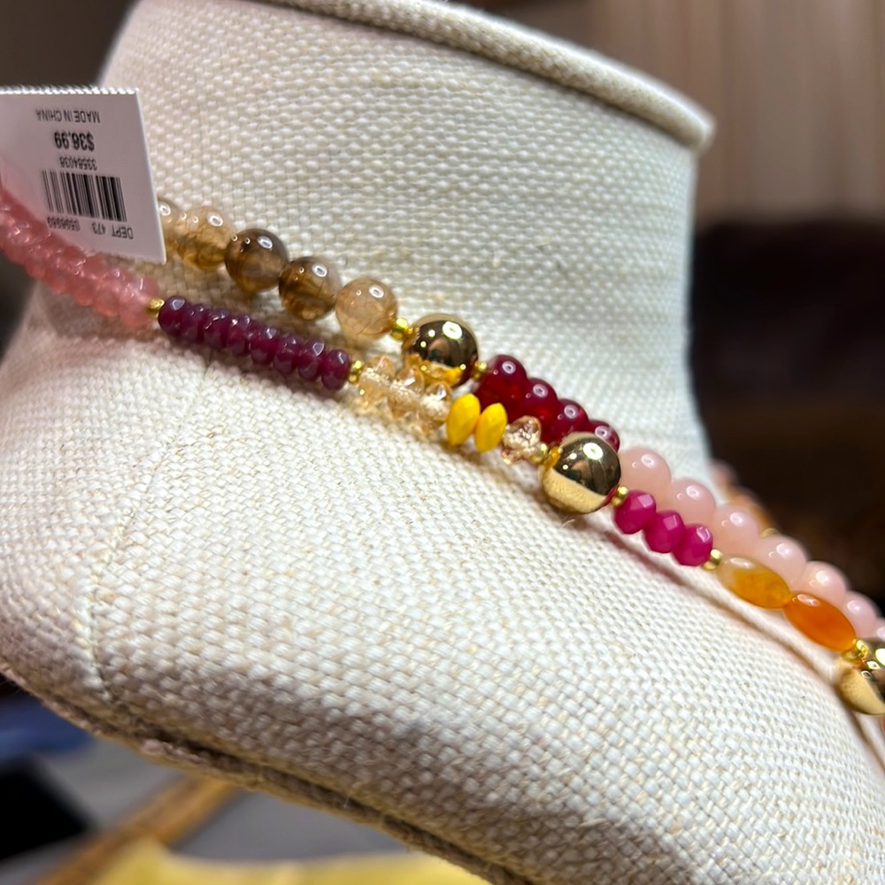 NWT LOFT Beaded Necklace - Picture 3 of 4